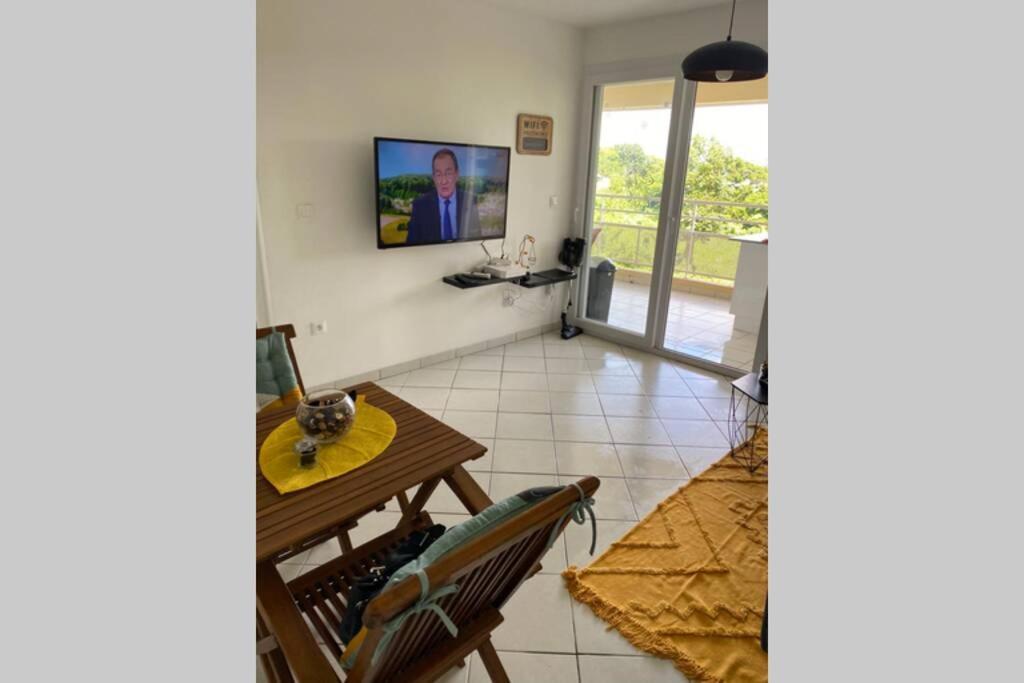 L' Aure Apartamento Le Lamentin Exterior foto