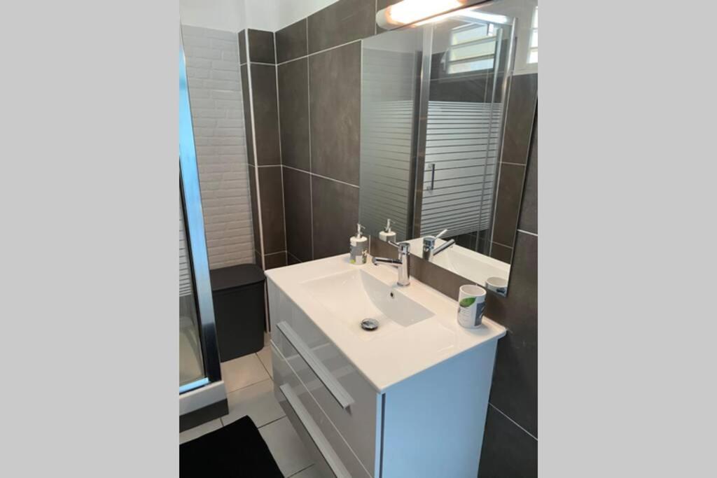 L' Aure Apartamento Le Lamentin Exterior foto