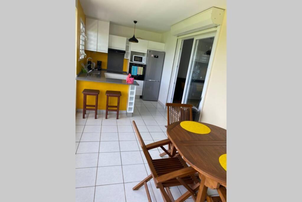 L' Aure Apartamento Le Lamentin Exterior foto